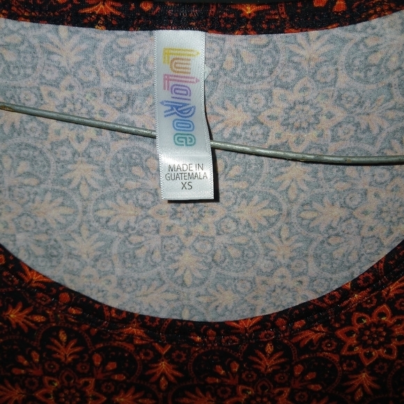 Lularoe Classic T - Picture 3 of 5